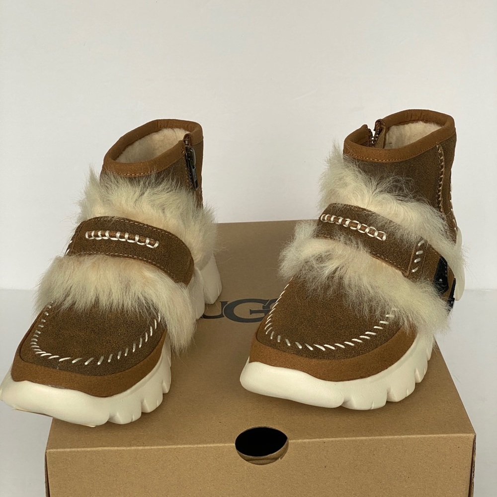 NEW UGG FLUFF Ankle Boot Tan/Brown Size 6 - Picture 11 of 14